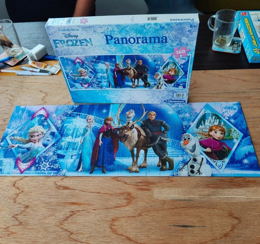 Panorama puzzel Frozen, Ophalen of Verzenden, Meer dan 50 stukjes, Zo goed als nieuw