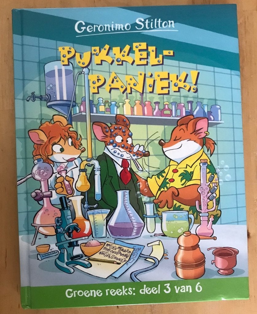 Geronimo Stilton - Pukkelpaniek!, Ophalen of Verzenden, Zo goed als nieuw, Fictie algemeen