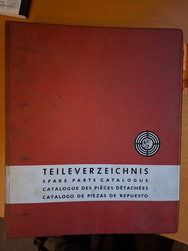 Onderdelenboek Steyr Plusreihe versnellingsbak en achteras, Ophalen of Verzenden, Gelezen, Tractor en Landbouw