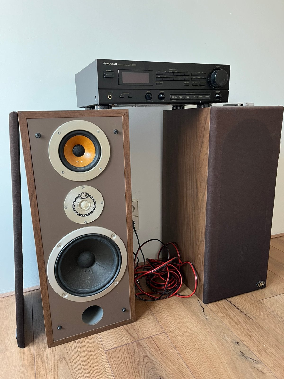 BNS E5 speakerset, Audio, Tv en Foto, Gebruikt, Speakerset, 60 tot 120 watt, Ophalen