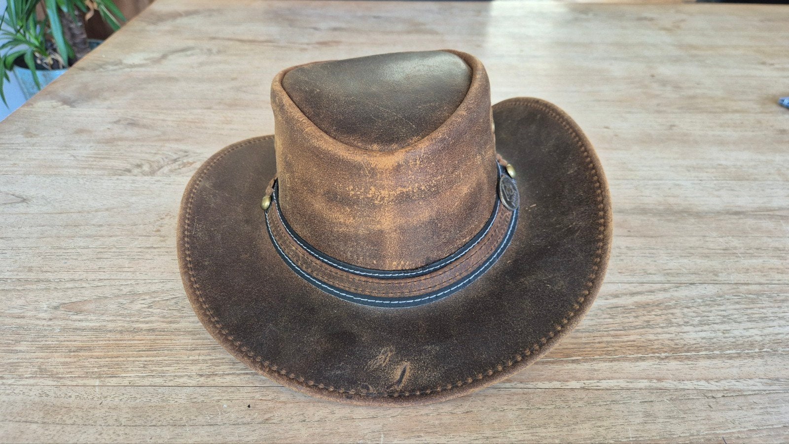 Scrippis Leren Hoed - Bruin, Nieuw met label, cowboy hoed, Hoed, Nieuw, Ophalen of Verzenden, 57 cm (M, 7⅛ inch) of minder