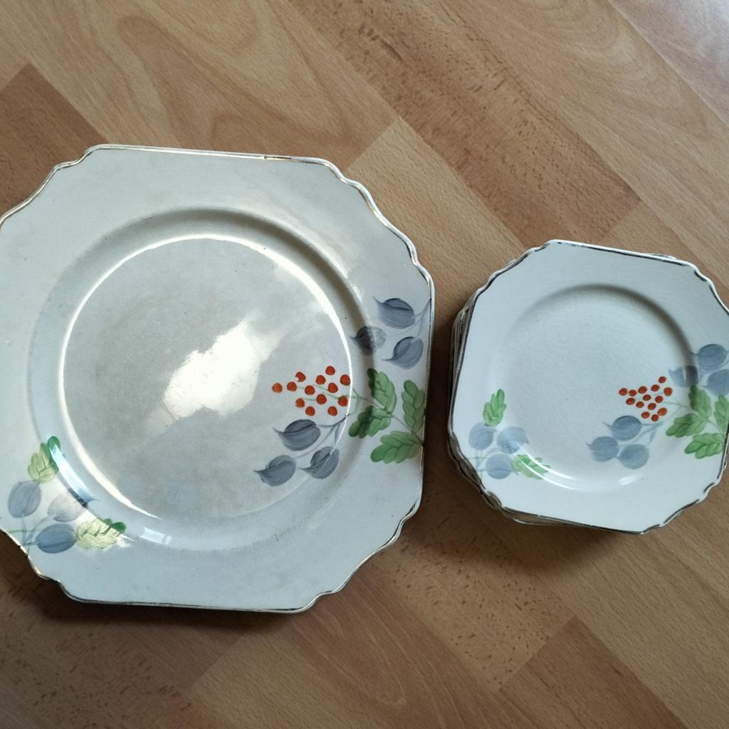 Vintage Engels servies hand geschilderd bessen decoratie, Antiek en Kunst, Antiek | Servies los, Ophalen of Verzenden
