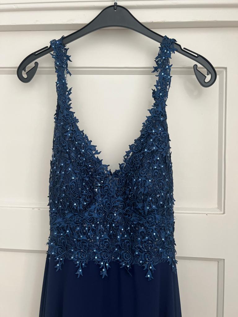 Prachtige donkerblauwe galajurk, Maat 38/40 (M), Galajurk, Blauw, Ophalen of Verzenden