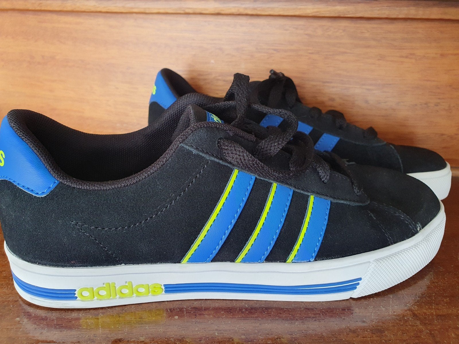 38 2/3 Adidas neo zwart, Kinderen en Baby's, Ophalen of Verzenden, Jongen of Meisje