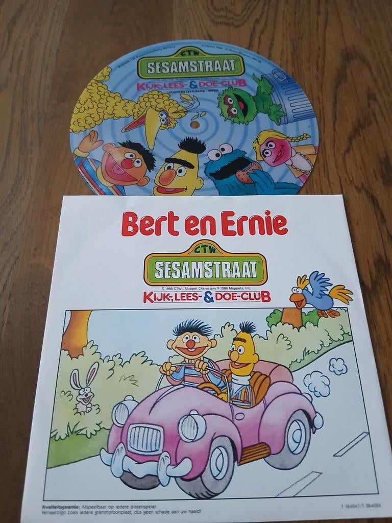 FLEX SINGLE   SESAMSTRAAT  1986, Ophalen of Verzenden, Zo goed als nieuw, Verhaal of Sprookje, 3 tot 5 jaar