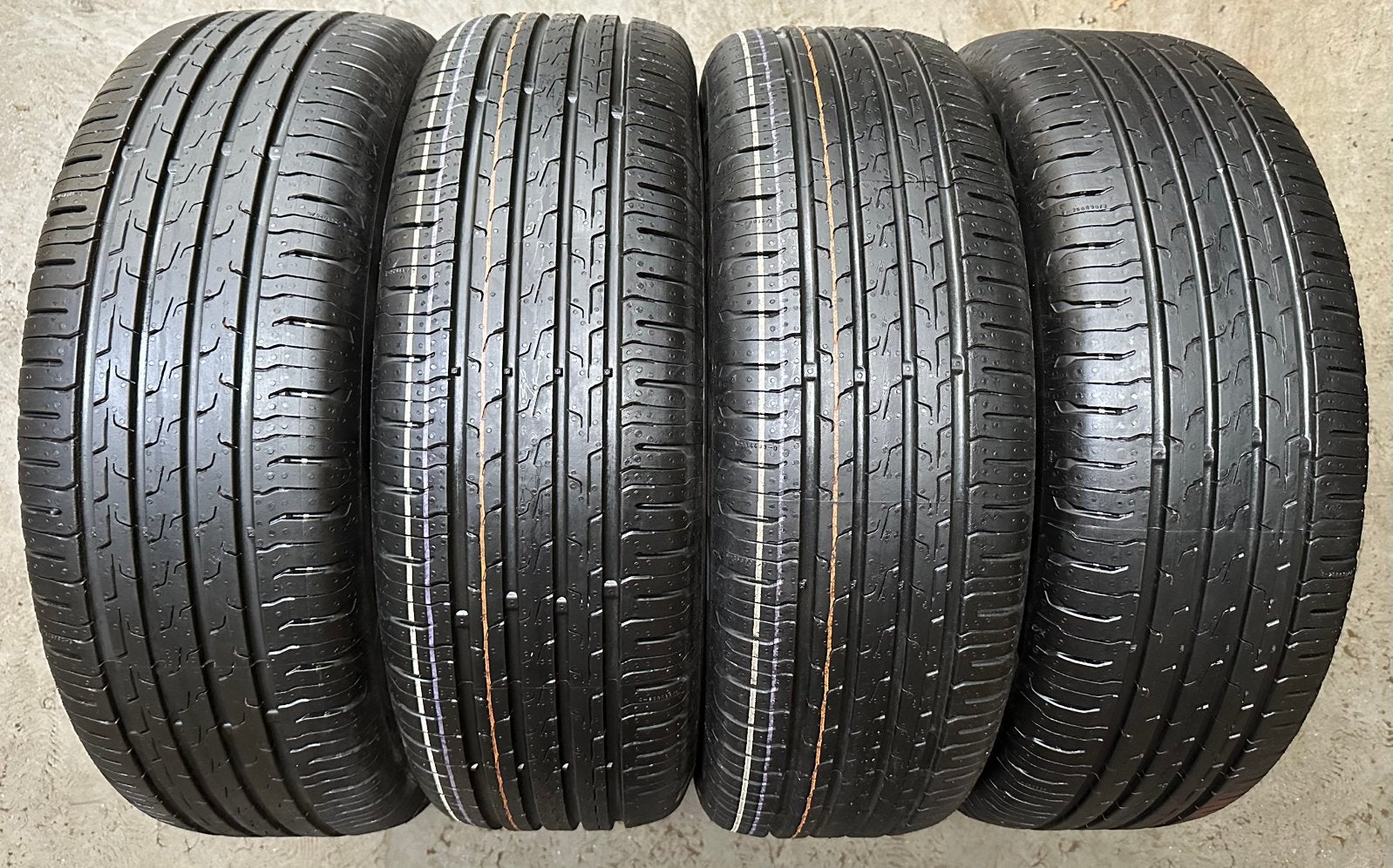 4 Stuks Continental 205 60 16 Zomerbanden Inclusief Montage, Auto-onderdelen, Banden en Velgen, 16 inch, Personenwagen, 205/60 R16