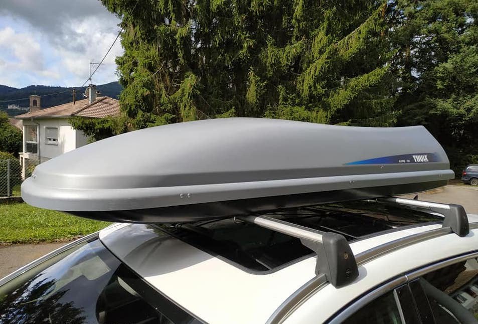 TE HUUR - THULE Alpine 700 - Dakkoffer Bagagebox Zomerbox, Ophalen, Zo goed als nieuw