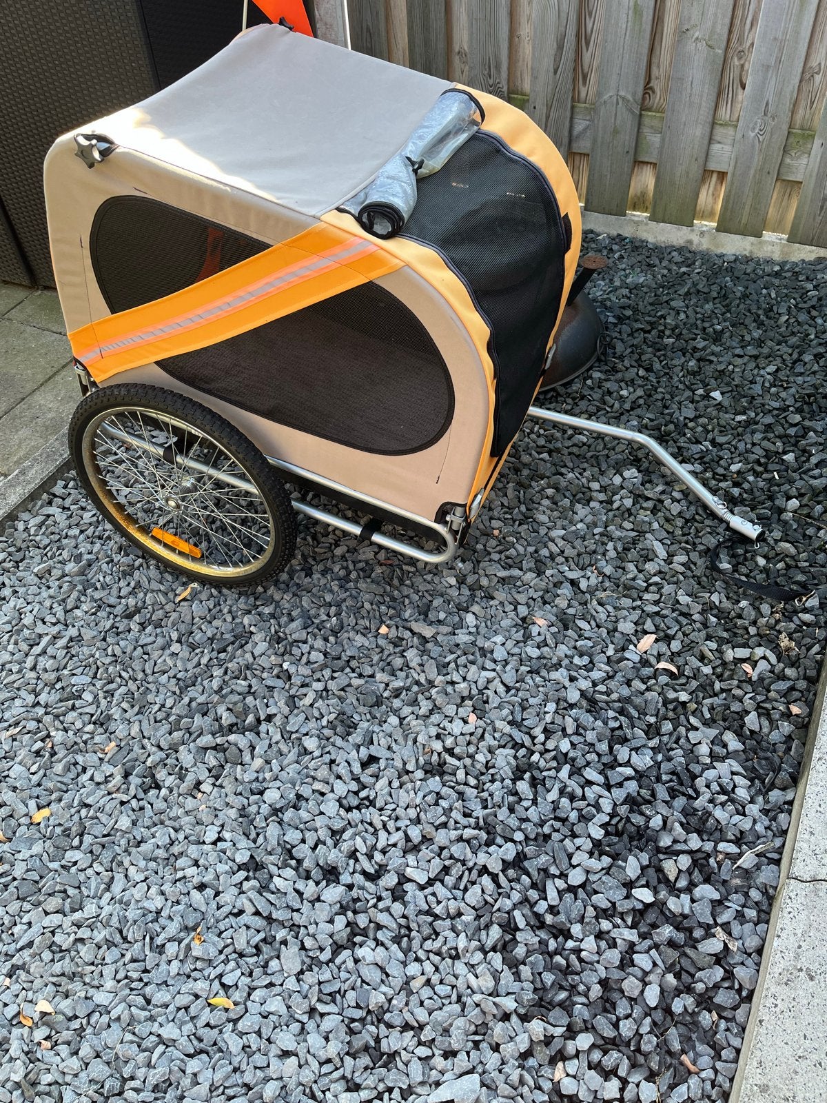 Hondenfietskar - Comfortabel en Veilig voor Uw Hond, Ophalen, Gebruikt, Opvouwbaar, 20 tot 40 kg