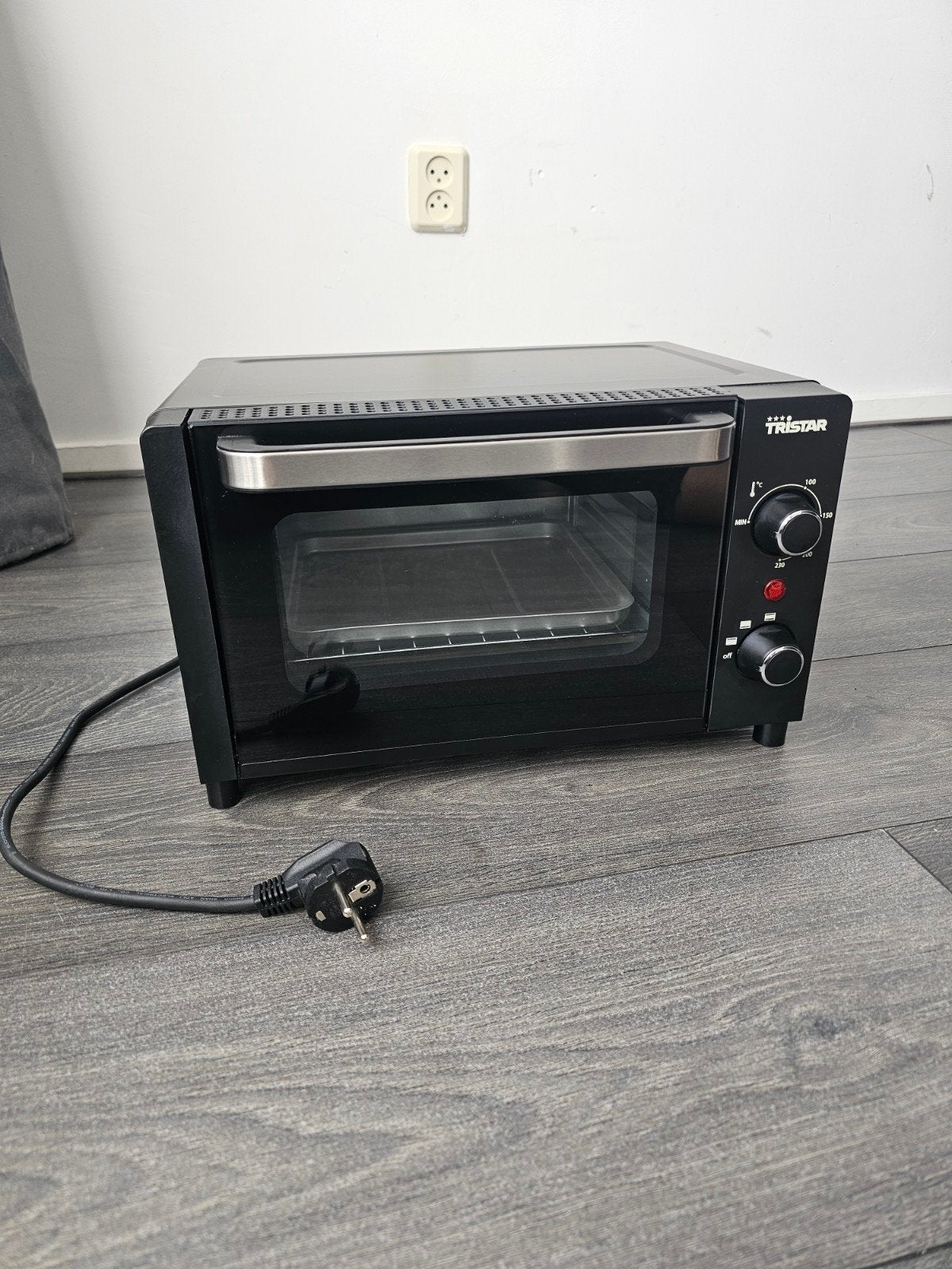 Tristar Mini Oven - Slechts één keer gebruikt!, Witgoed en Apparatuur, Ovens, Ophalen of Verzenden, Zo goed als nieuw, Vrijstaand