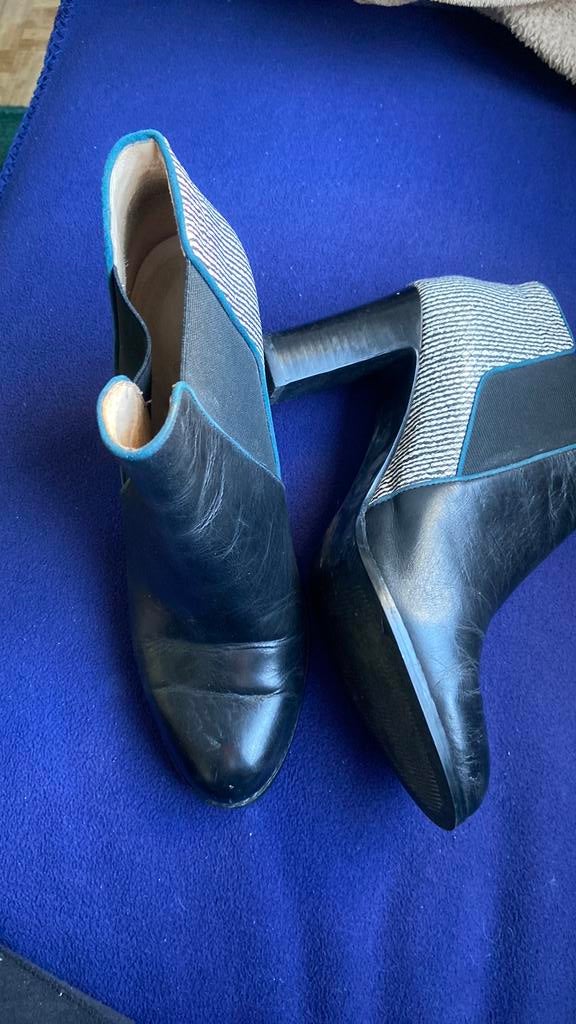Schoenen merk Mellow Yellow, Kleding | Dames, Schoenen, Zwart, Lage of Enkellaarzen, Ophalen of Verzenden, Zo goed als nieuw
