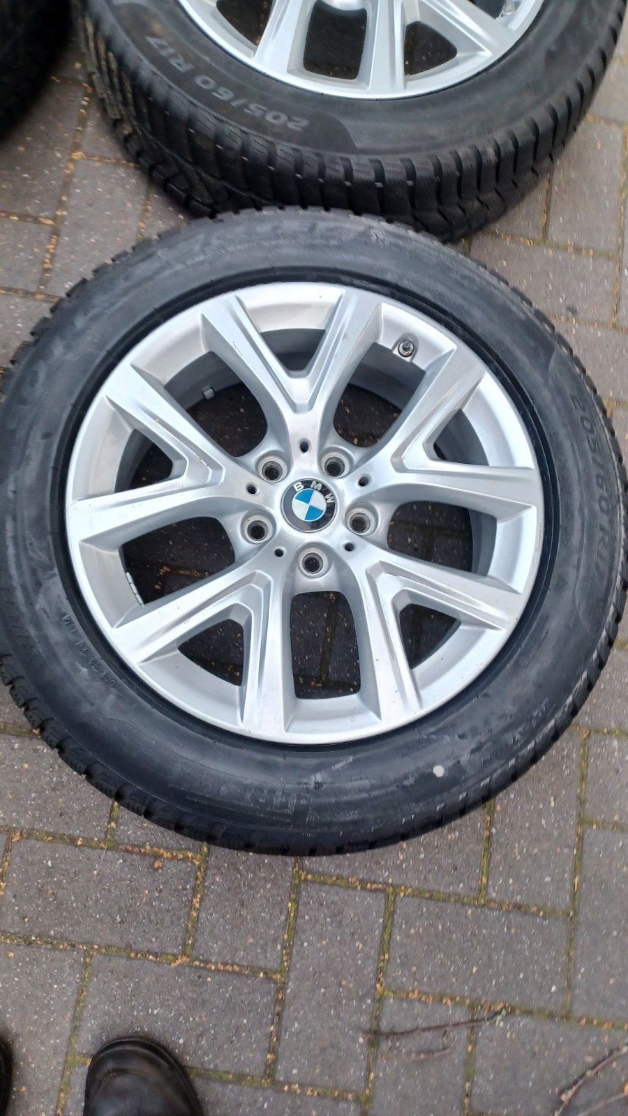 sportvelgen winterbanden TPMS  bmw x1 205 60 17  f48 pireli, Auto-onderdelen, Ophalen, Gebruikt, Banden en Velgen, 17 inch