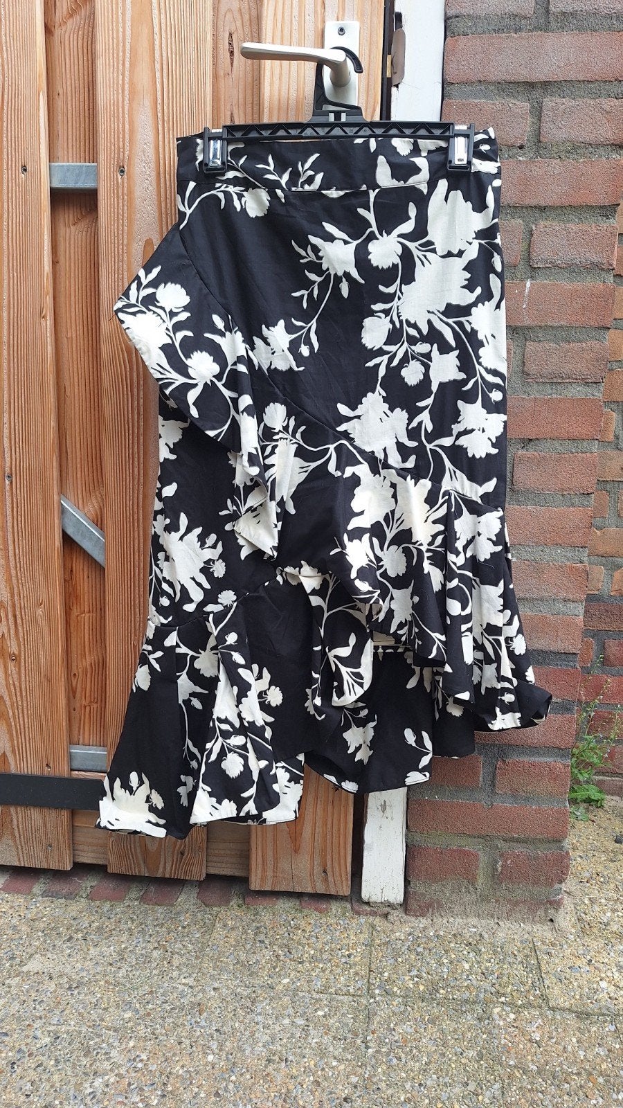 H&M x Johanna Ortiz rok mt 38, ongedragen, Zwart, Nieuw, H&M x Johanna Ortiz, Onder de knie
