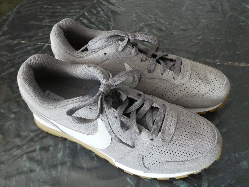 Nike sneakers grijs - Zo goed als nieuw Maat 42, Overige kleuren, Nike, Ophalen of Verzenden, Sneakers of Gympen