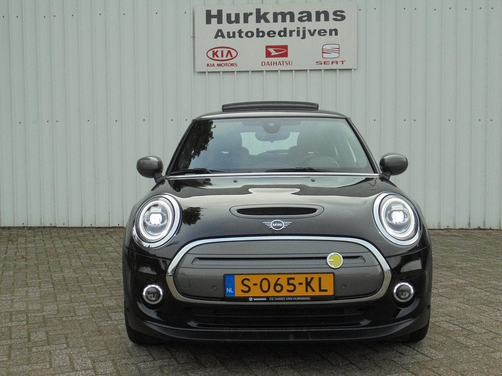 Mini Mini 3-Deurs (f56) COOPER S ELECTRIC PANODAK/NAVI/CAMER, Auto's, Mini, Automatische klimaatregeling, 4 stoelen, Geïmporteerd