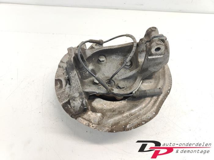 Fusee links-voor van een BMW 1-Serie, Gebruikt, -, -, Ophalen of Verzenden
