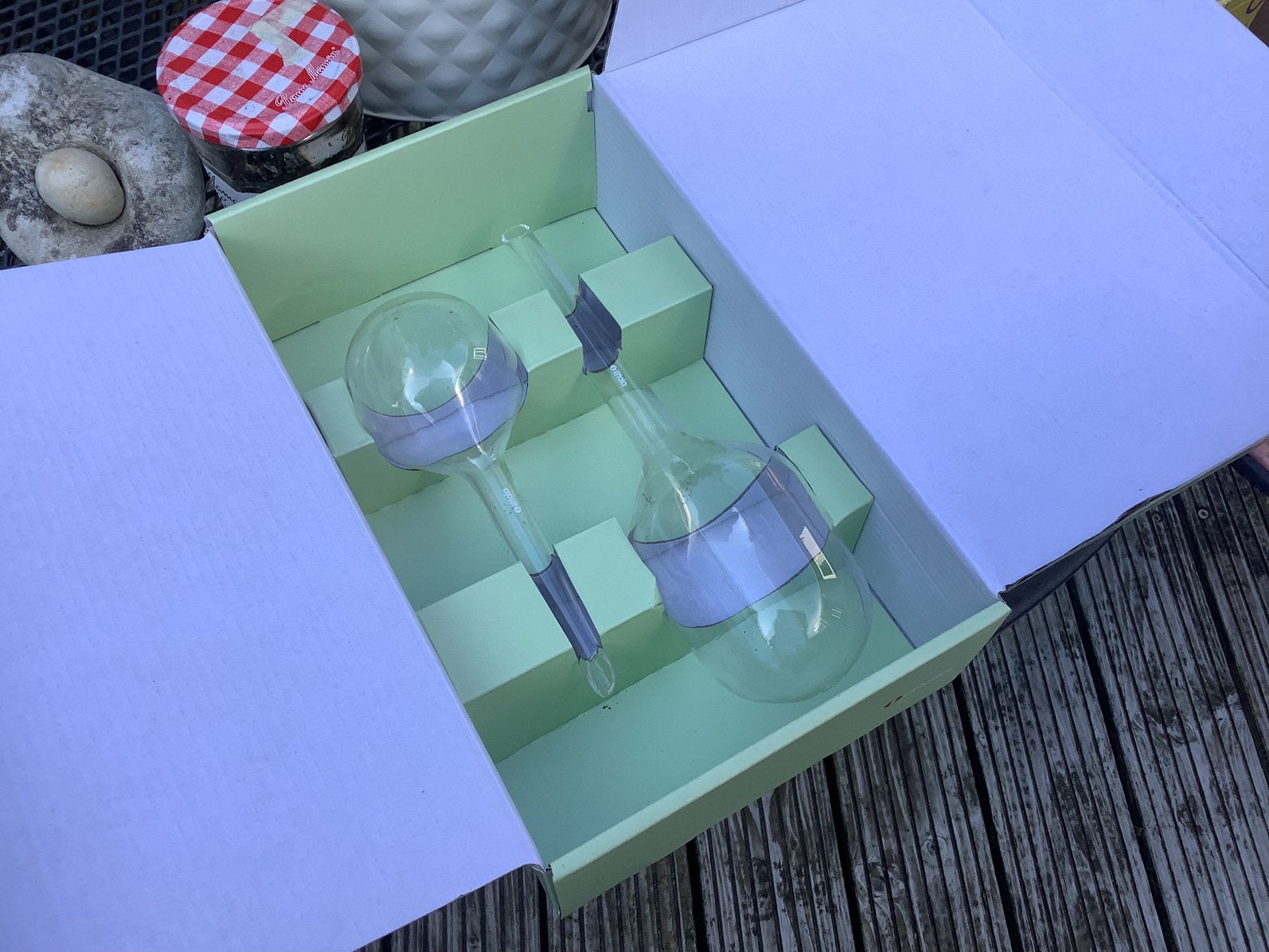 Iittala watering bottle., Huis en Inrichting, Ophalen, Volle zon, Minder dan 100 cm