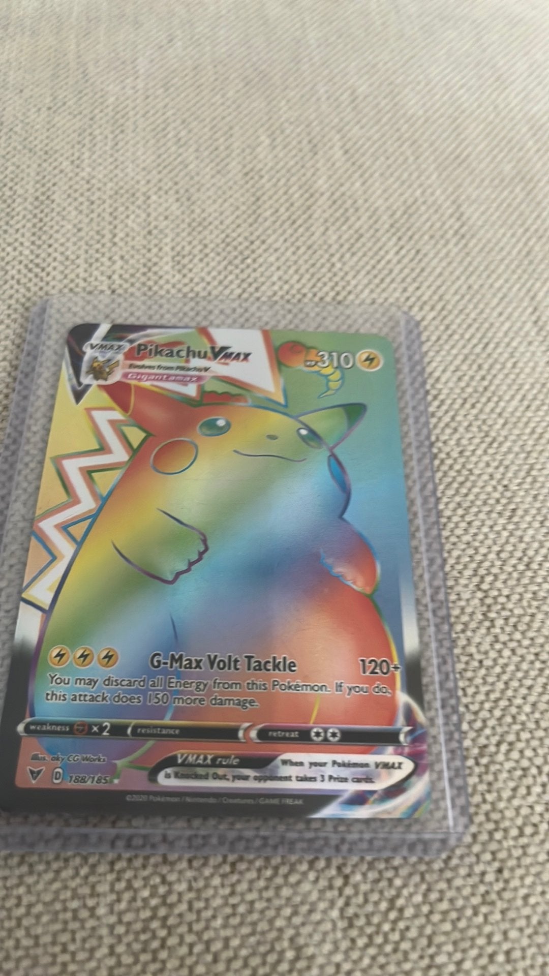Picachu VMAX, Ophalen of Verzenden, Zo goed als nieuw