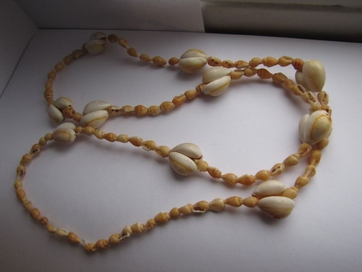 Halsketting met schelpje, Verzenden, Overige materialen, Ketting