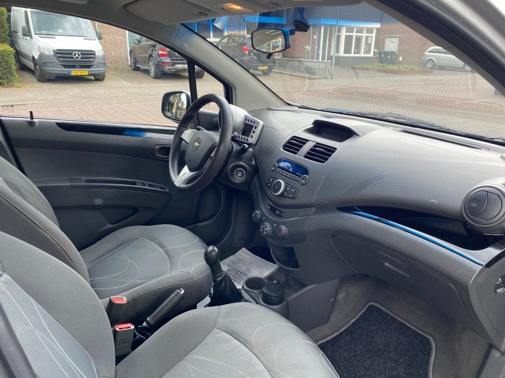 Chevrolet SPARK 1.0 16V LT 5-DEURS / AIRCO / ELEK. RAMEN / R, Auto's, Chevrolet, Voorwielaandrijving, Gebruikt, 4 cilinders, 68 pk