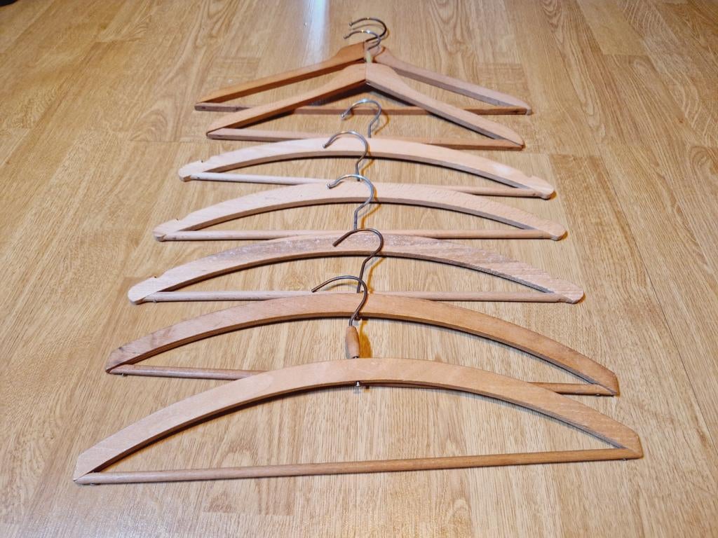 Vintage kledinghangers 7 stuks, Ophalen of Verzenden, Hout, Volwassenen