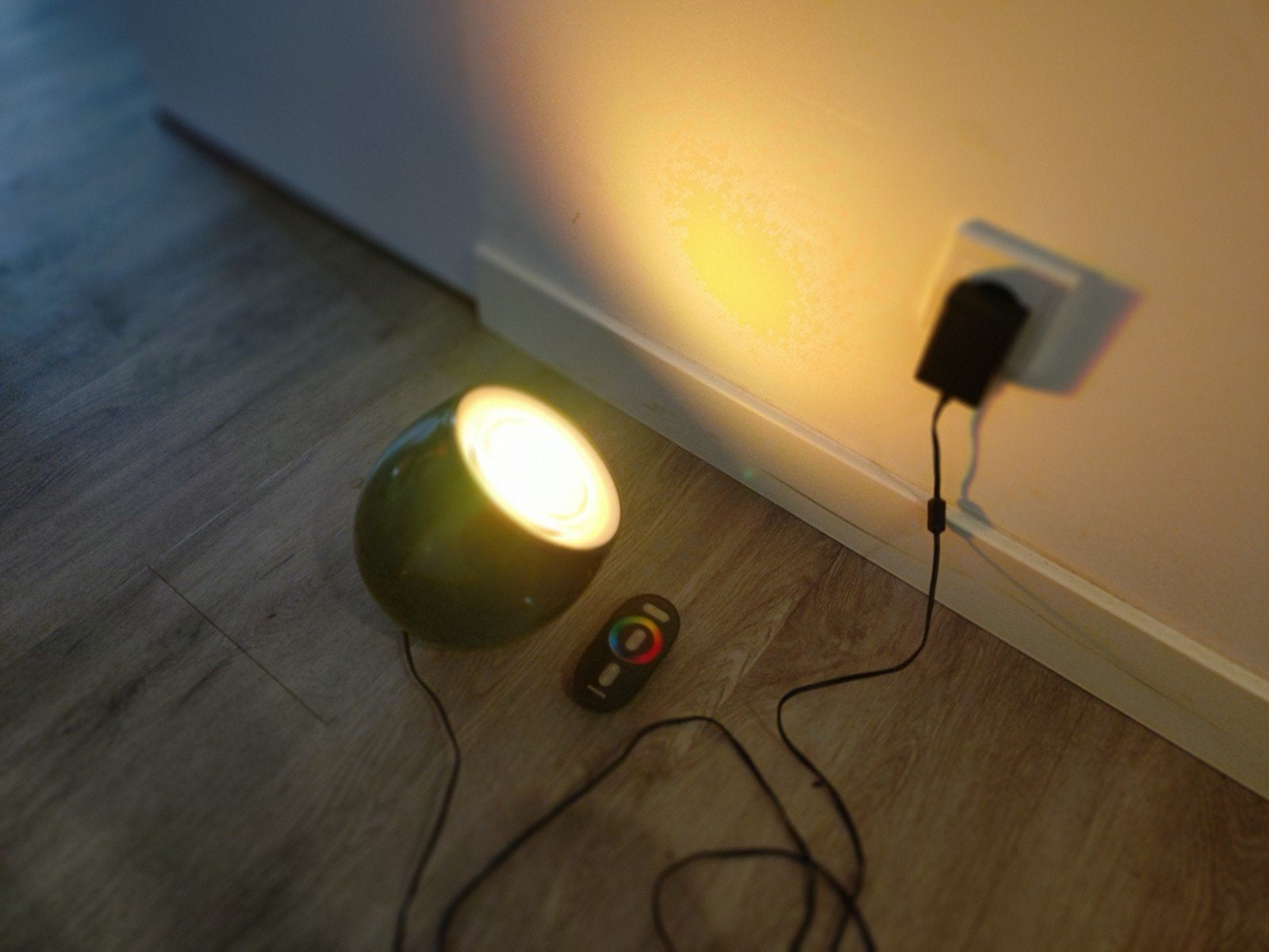 Philips LivingColors LED-lamp met afstandsbediening, Ophalen, Gebruikt, Modern