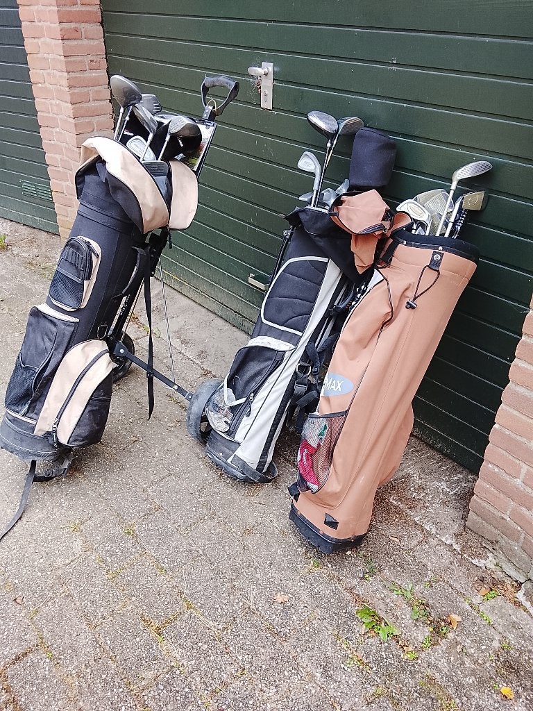 3 golftassen met clubs, Ophalen, Gebruikt, Tas