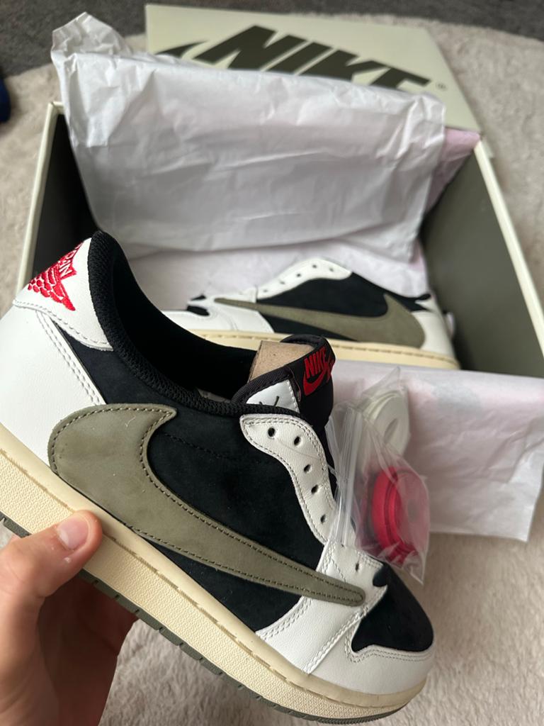 Nike air jordan 1 travis scott sneaker, Kleding | Heren, Schoenen, Ophalen of Verzenden
