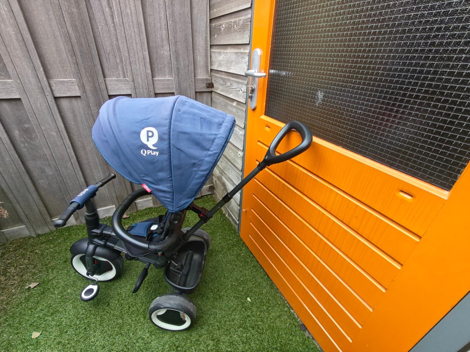 Q Play Rito opvouwbare driewieler met duwstang, Fietsen en Brommers, Ophalen of Verzenden