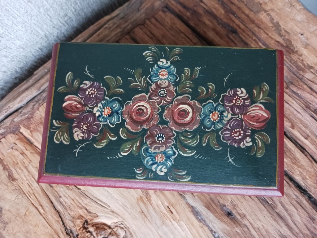 Hindeloopen doosje uit 1982, Ophalen of Verzenden