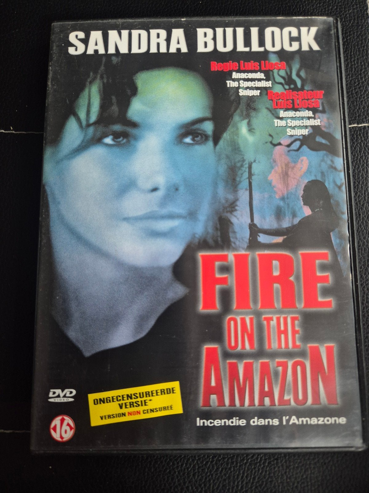 fire on the amazon, Alle leeftijden, Ophalen of Verzenden, Zo goed als nieuw
