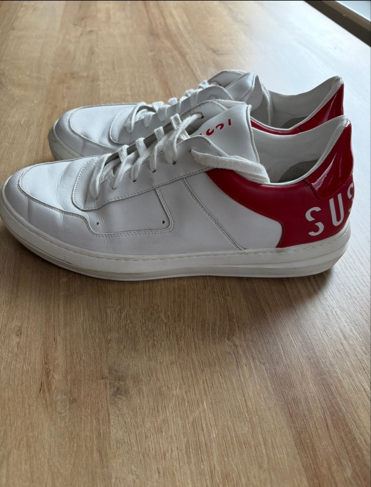 Nikkie Sustain sneakers maat 43 wit/rood, Verzenden, Wit, Sneakers of Gympen, Gedragen