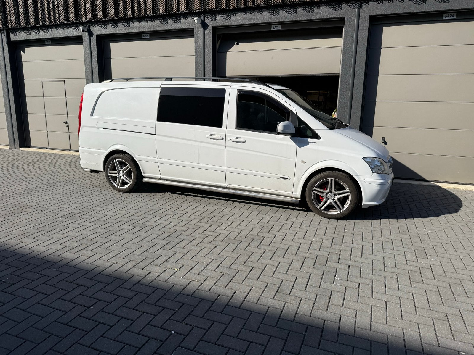 Mercedes Vito 18 inch velgen met 245/45/18 100W banden, Auto-onderdelen, Banden en Velgen, Ophalen, 18 inch, Banden en Velgen