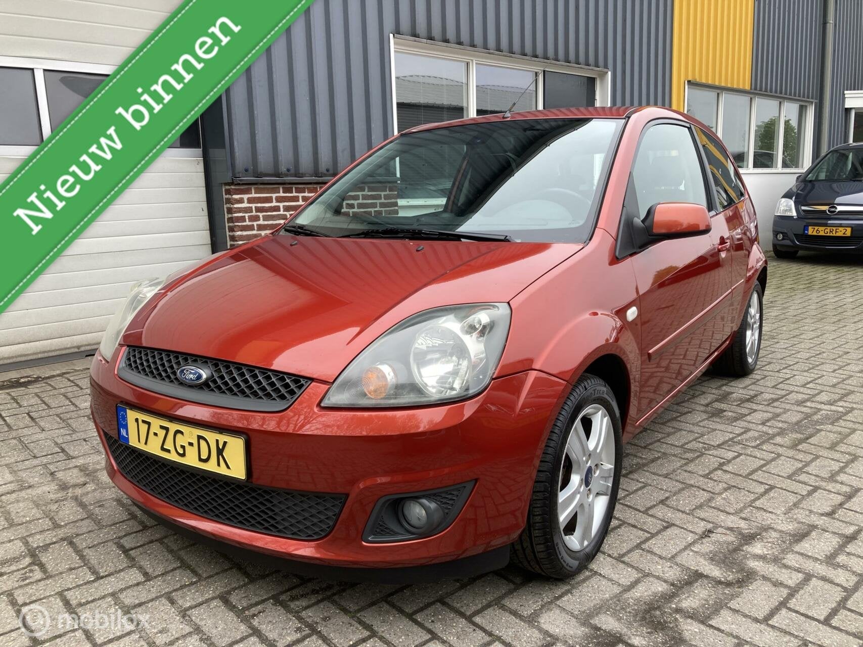 Ford Fiesta 1.4-16V Futura XL ZEER NETJES!, Voorwielaandrijving, 995 kg, Origineel Nederlands, Bedrijf