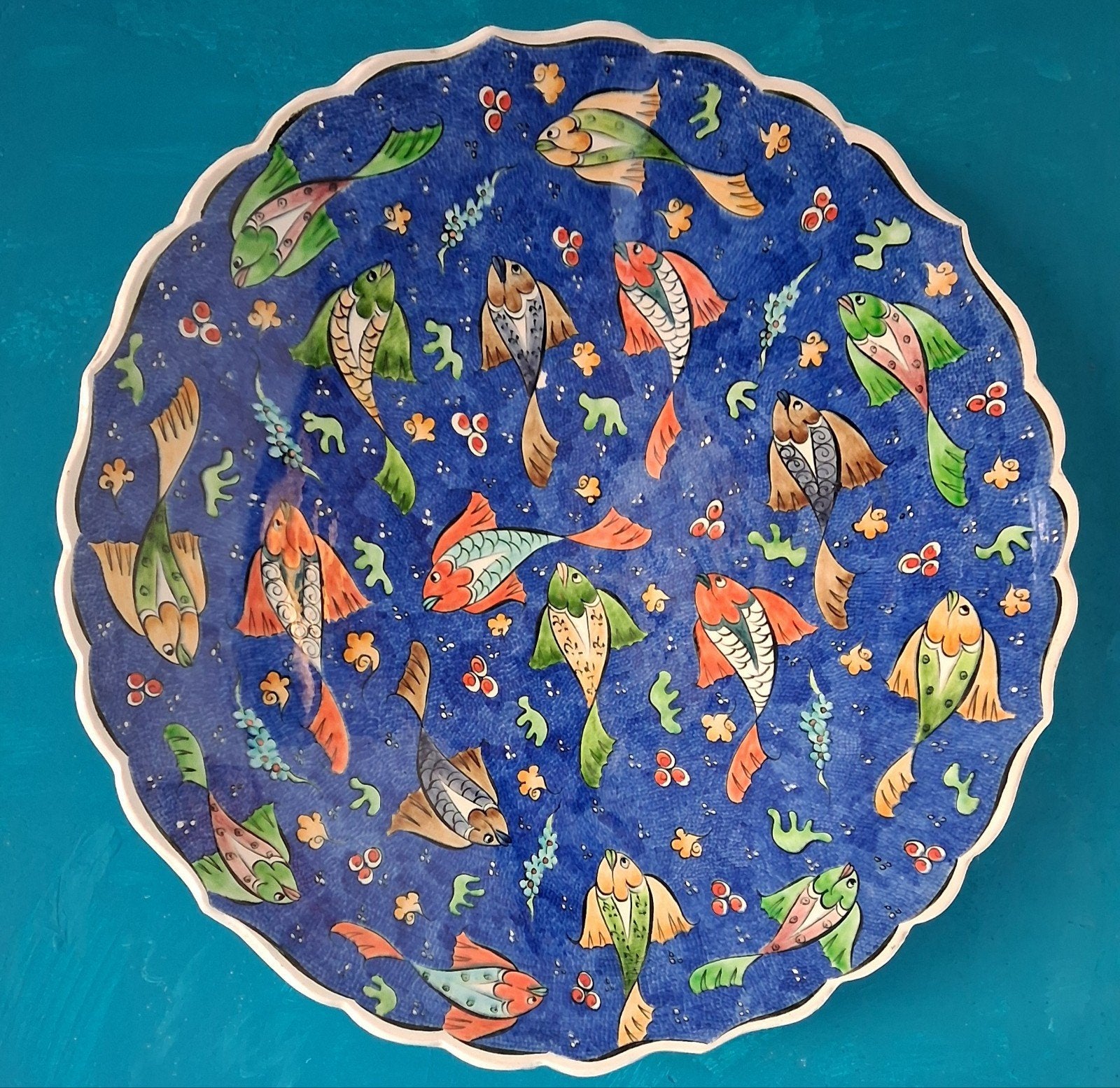 Wandbord. Mavi Deniz Pisi. Turkije. Sign. 43 cm., Antiek en Kunst, Antiek | Wandborden en Tegels, Ophalen