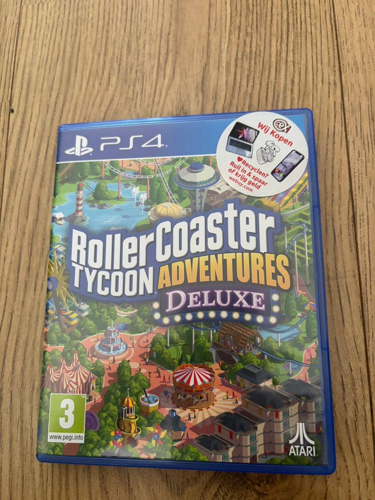 RollerCoaster Tycoon Adventures Deluxe PS4 | Compleet, 1 speler, Ophalen of Verzenden, Zo goed als nieuw, Vanaf 3 jaar