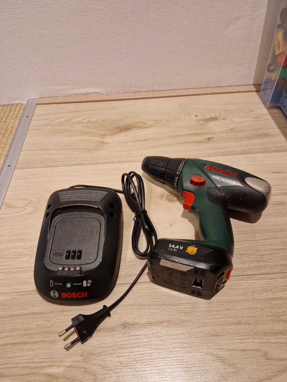 bosch accutol, Ophalen of Verzenden, Gebruikt, Boor- en Schroefmachine, Variabele snelheid