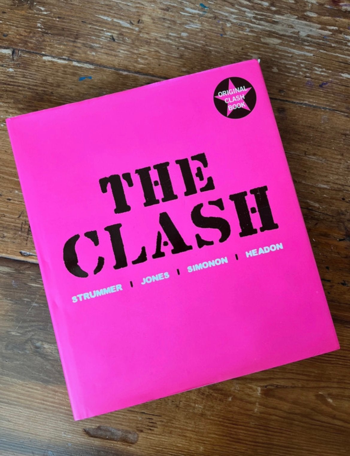 The Clash, Strummer/Jones/Simonon/Headon, Ophalen of Verzenden, Gelezen, Artiest