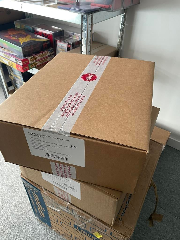 Lost Origin Elite Trainer Box Case, Ophalen of Verzenden, Zo goed als nieuw