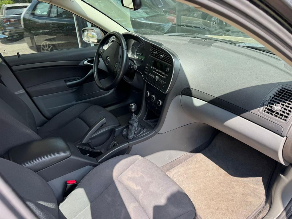 Saab 9-3 Sport Estate 1.8 Solid (loop/sloop/export), Gebruikt, 4 cilinders, 1796 cc, Origineel Nederlands