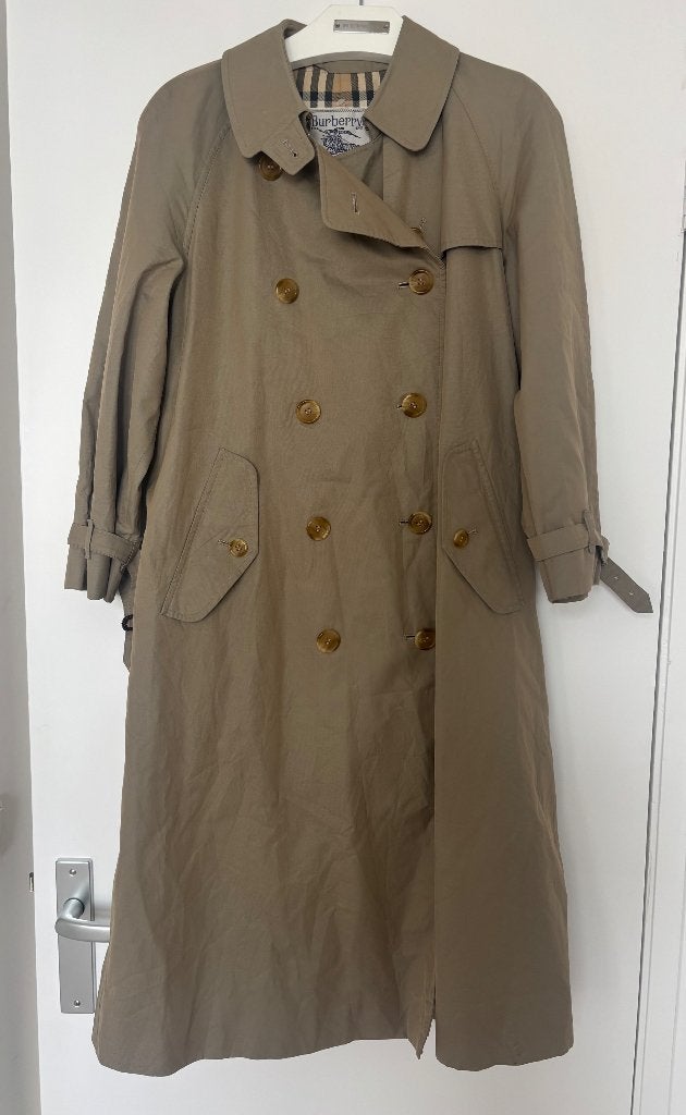 Burberry trenchcoat, Ophalen of Verzenden, Zo goed als nieuw, Maat 48/50 (M), Beige