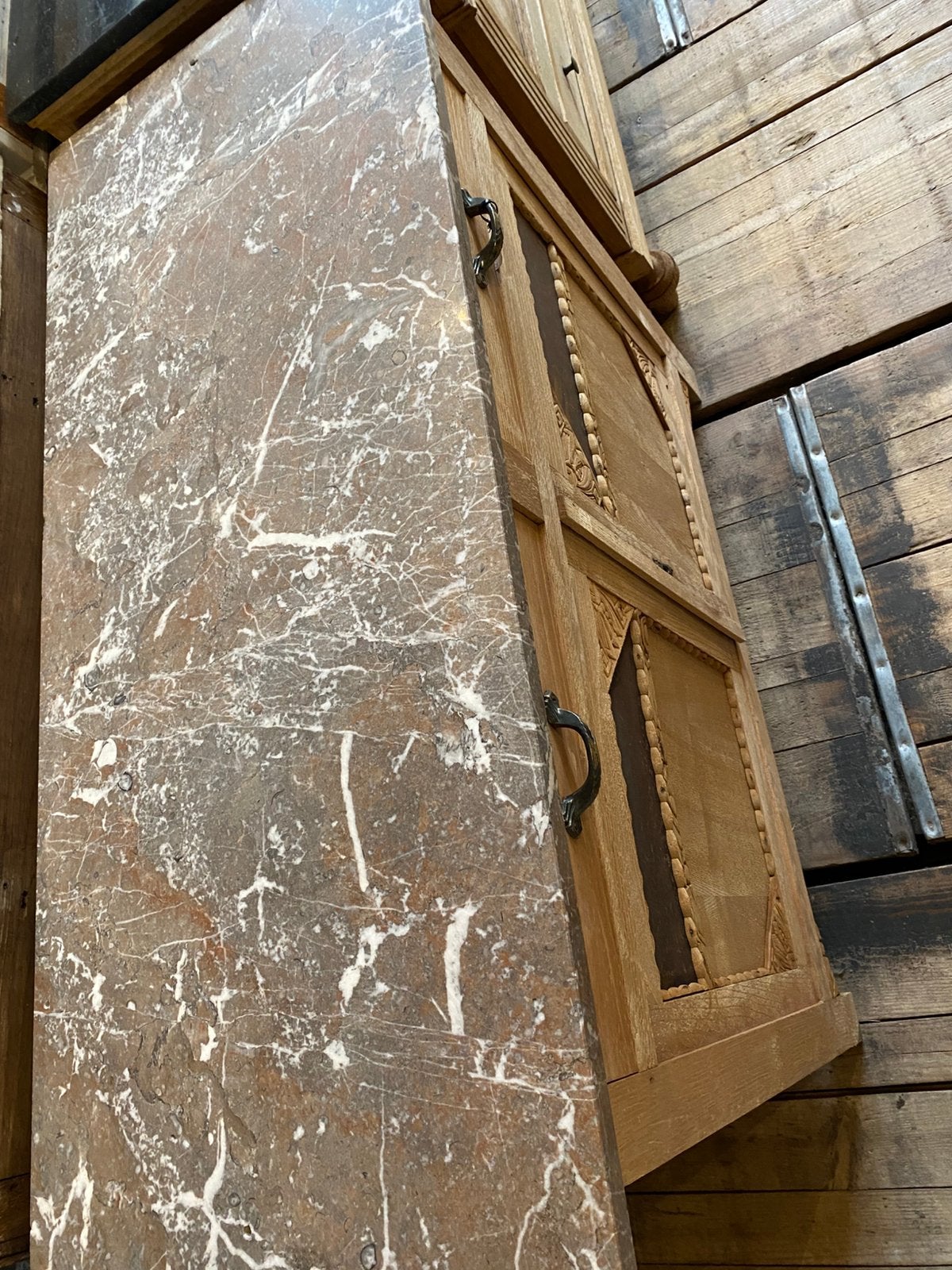 Charmant Frans commode kastje met marmer, Ophalen, Gebruikt, 25 tot 50 cm, 100 tot 150 cm