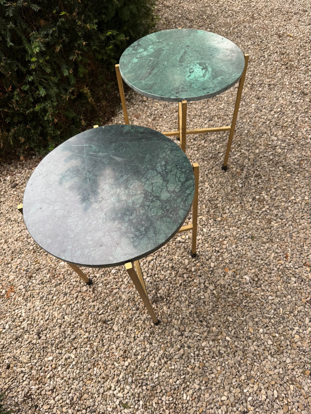 Leuke groene marmeren bijzettafeltjes, Minder dan 55 cm, Rond, Zo goed als nieuw, Ophalen