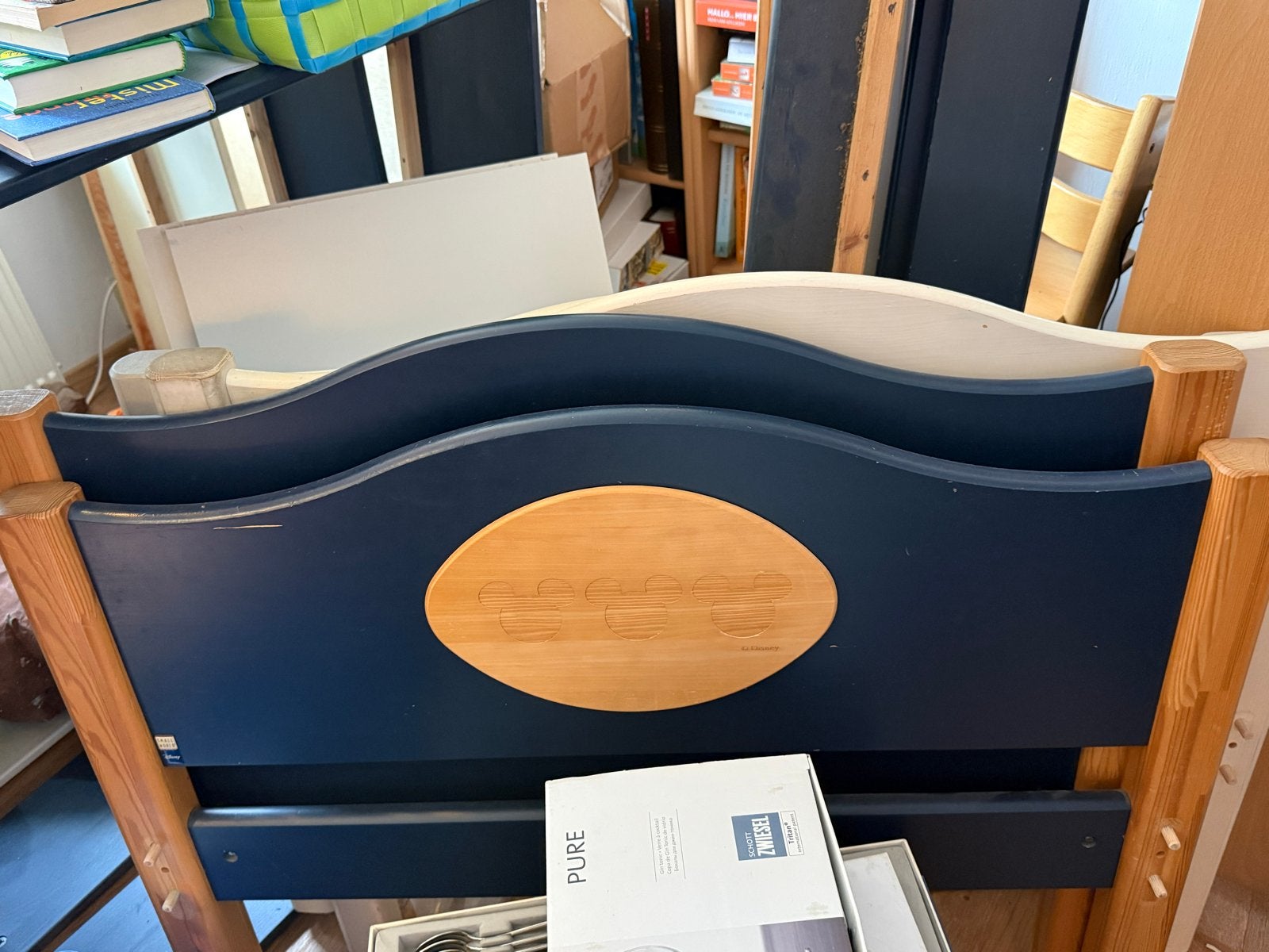 2 eenpersoonsbedden met lattenbodems en matrassen, Huis en Inrichting, Gebruikt, 90 cm, Eenpersoons, Blauw