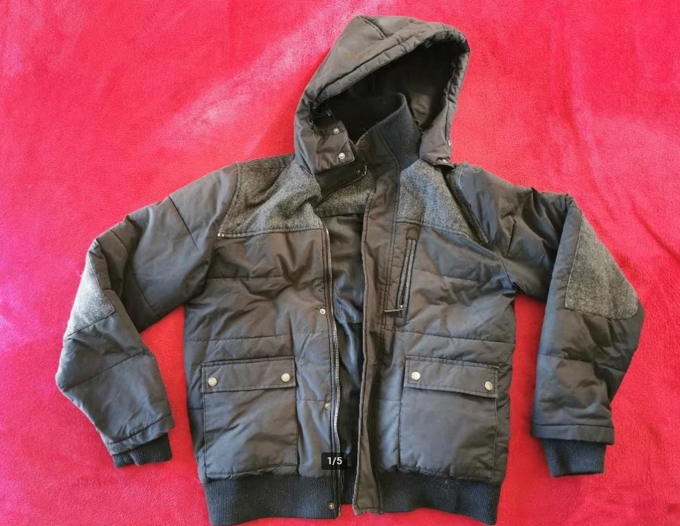 Zwarte winterjas. Heerlijk warm. Merk: Kiomi. Maat L., Maat 52/54 (L), Zwart, Ophalen of Verzenden, Kiomi