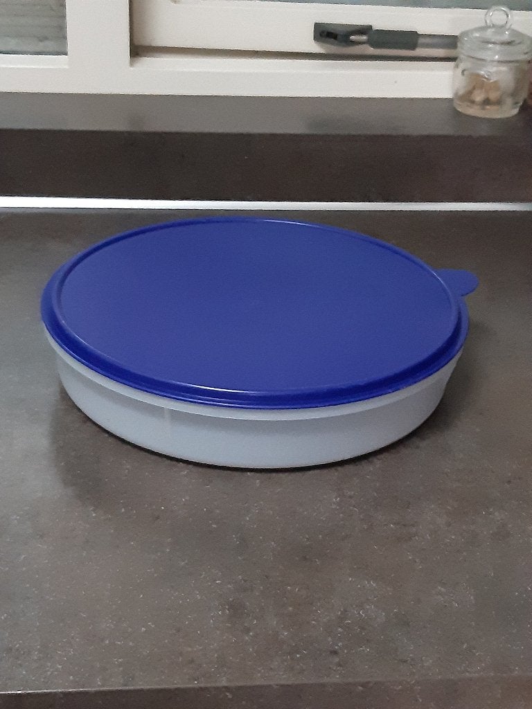 Tupperware diepvries vlaai / taart doos rond 30,5 cm blauw, Ophalen of Verzenden, Nieuw, Blauw, Schaal