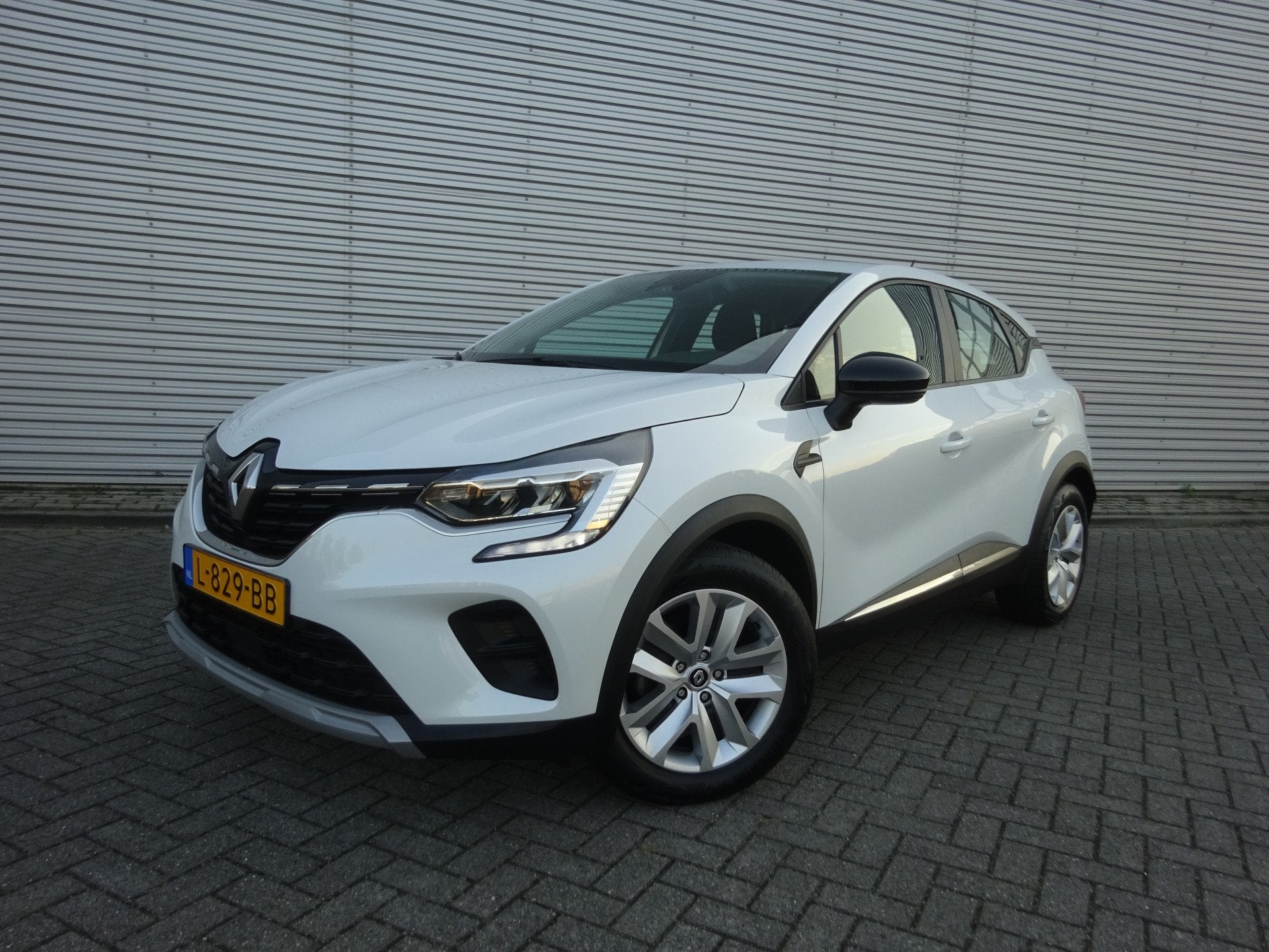 Renault Captur 1.0 TCe 90 Zen 1e Eigenaar - Airco / Navi / C, Auto's, Voorwielaandrijving, Stof, Gebruikt, Euro 6