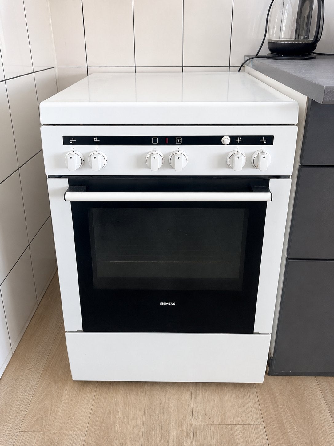 Siemens gasfornuis met oven 60 cm, Witgoed en Apparatuur, Gebruikt, Gas, 85 tot 90 cm, 4 kookzones