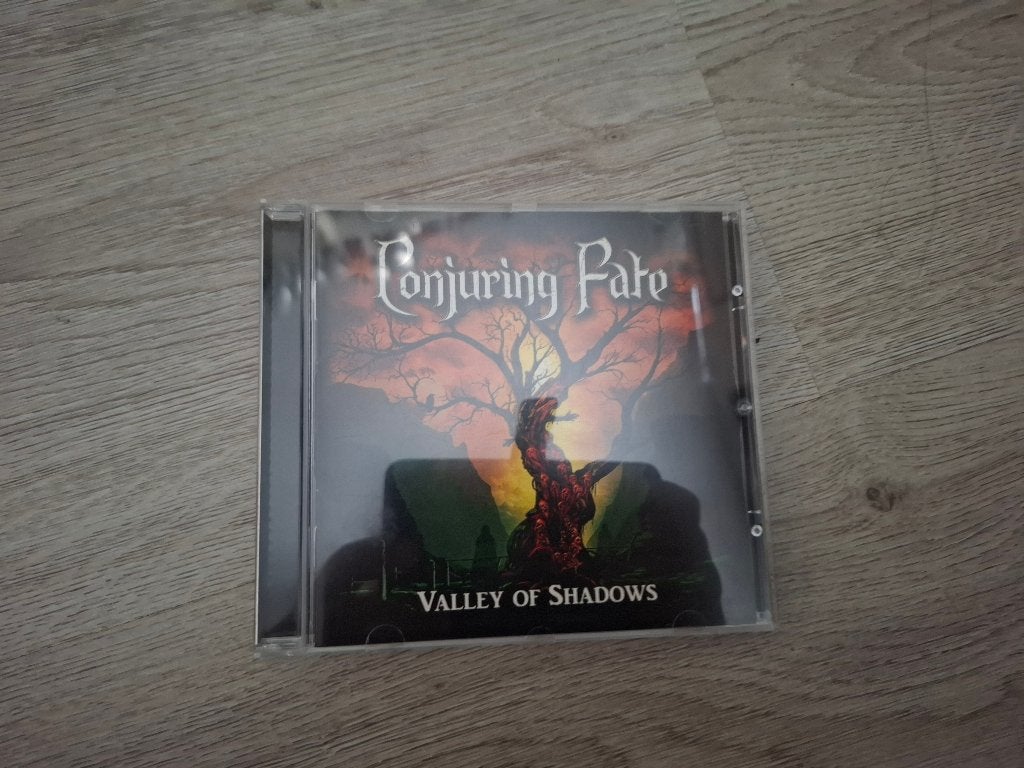 Cd Conjuring Fate – Valley Of Shadows. (2017), Cd's en Dvd's, Met bonustracks, Ophalen of Verzenden, Zo goed als nieuw, Heavy metal