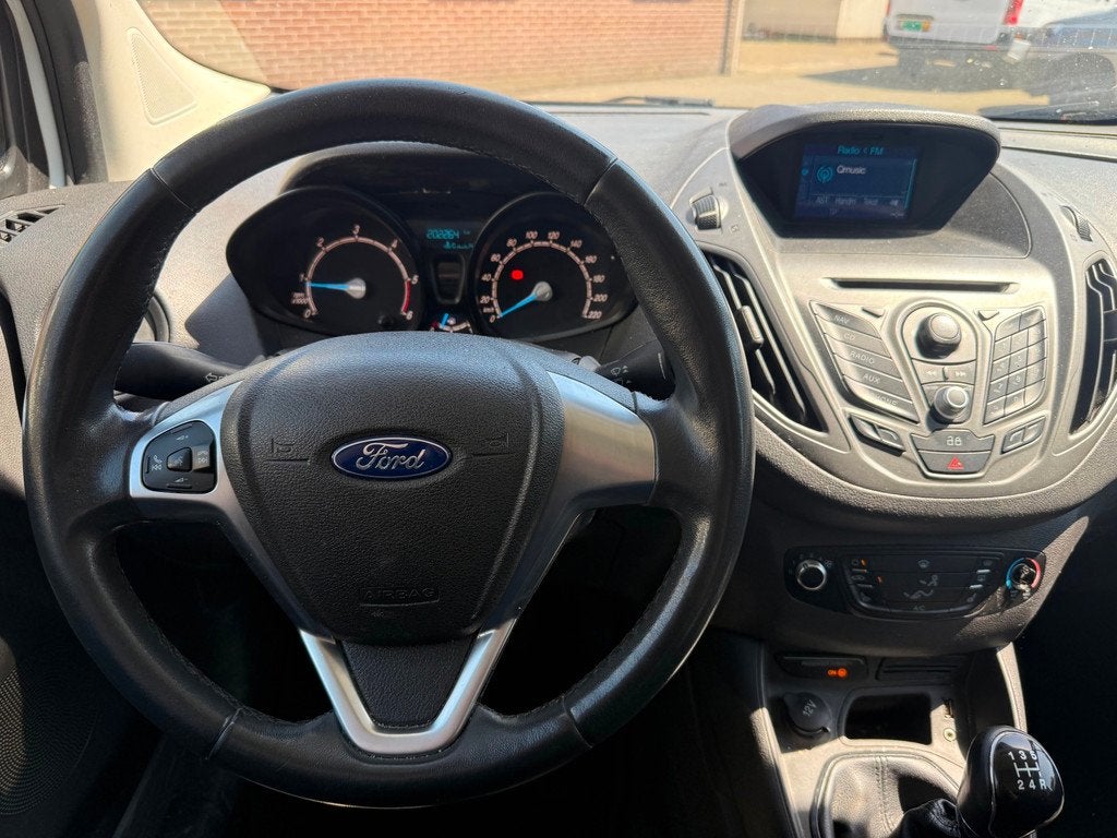 Ford Transit Courier 1.5 TDCI Trend airco navi stoelverwarmi, Voorwielaandrijving, Euro 5, Gebruikt, 4 cilinders