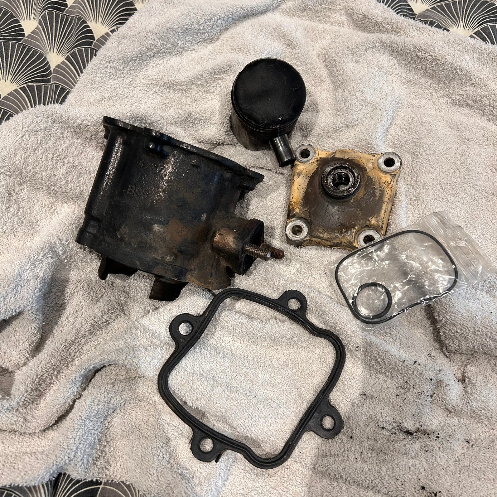 Gilera runner cilinder kit 125cc, Ophalen of Verzenden, Zo goed als nieuw, Cilinder